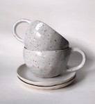 Zestaw dla dwóch osób kubki + spodki - szkliwo kremowe