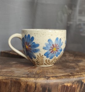 Kubek w kwiaty  toczony na kole 300 ml 6/04